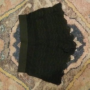 Lacey black Umgee USA shorts size M